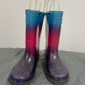 4T-5Th girl size 6 glitter  rain boots